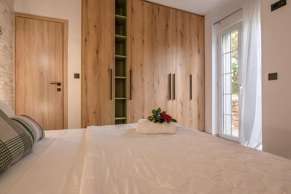 Yro Apartment Chania  Buitenkant foto